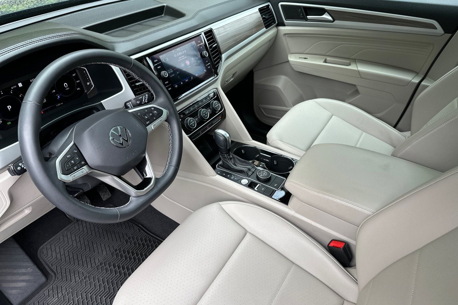 2022 Volkswagen Atlas SEL