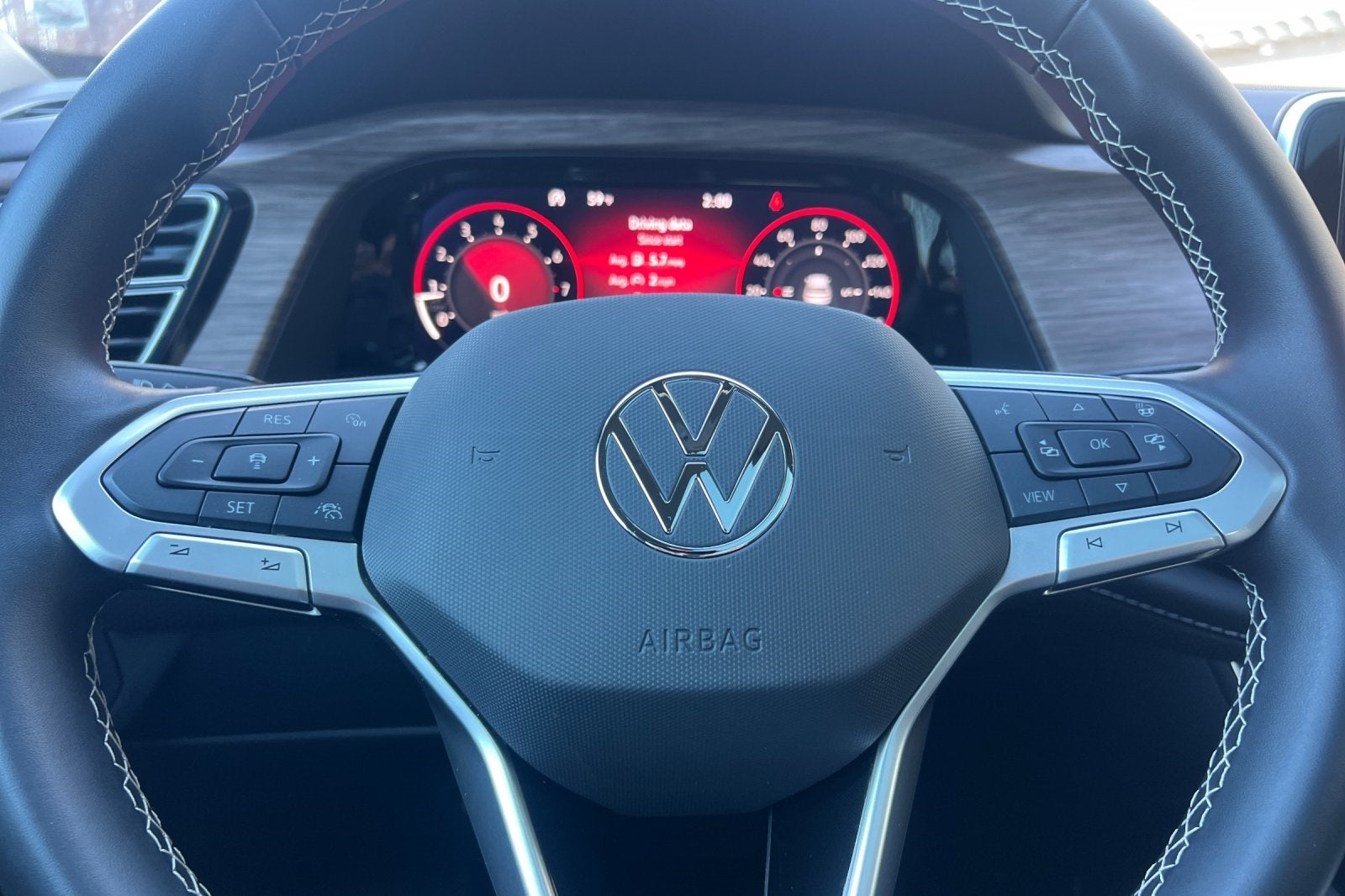 2025 Volkswagen Atlas 2.0T SEL