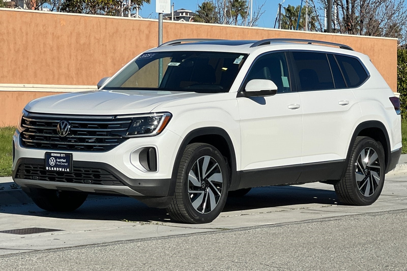 2025 Volkswagen Atlas 2.0T SEL