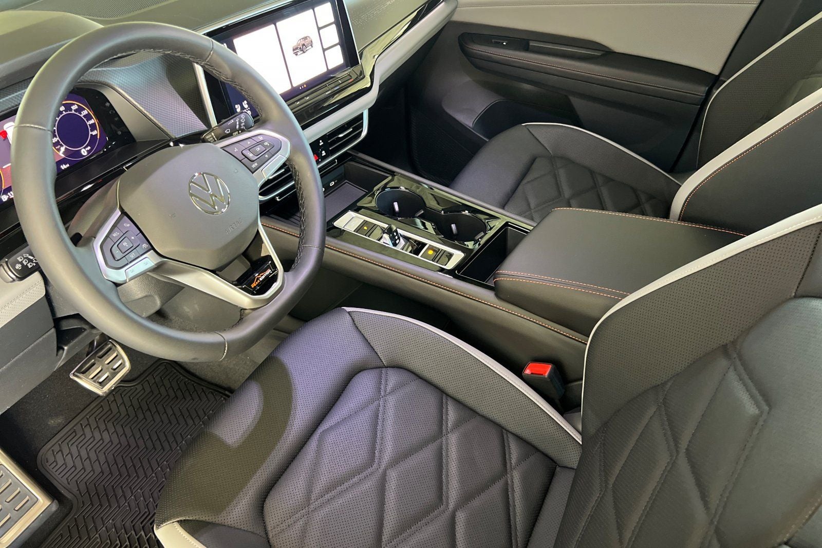 2026 Volkswagen Atlas 2.0T Peak Edition