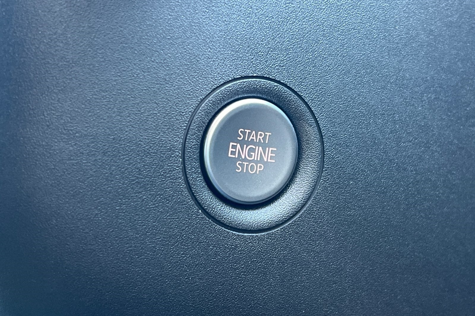 2025 Volkswagen ID.4 Pro