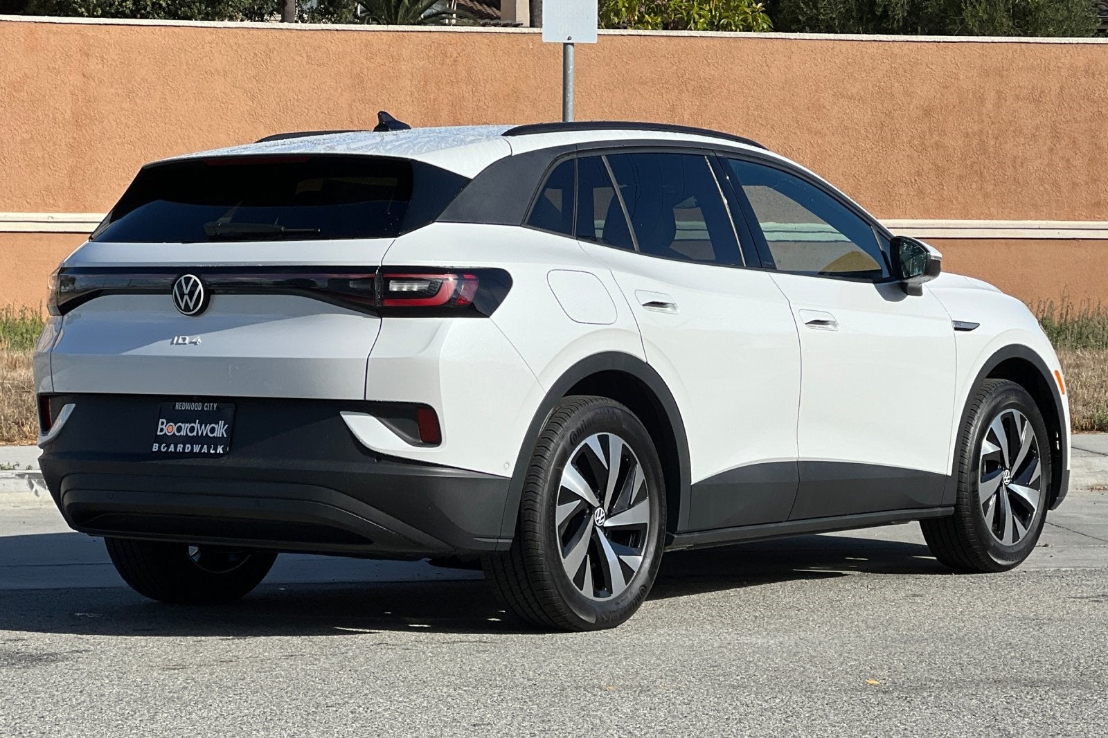 2025 Volkswagen ID.4 Pro