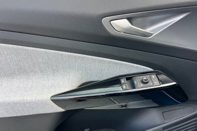 2025 Volkswagen ID.4 Pro