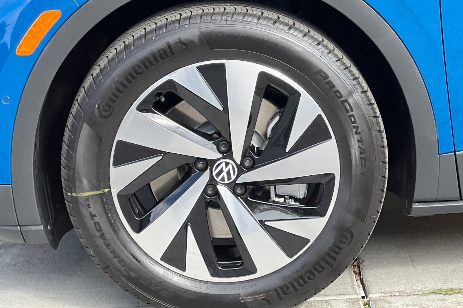 2025 Volkswagen ID.4 Pro