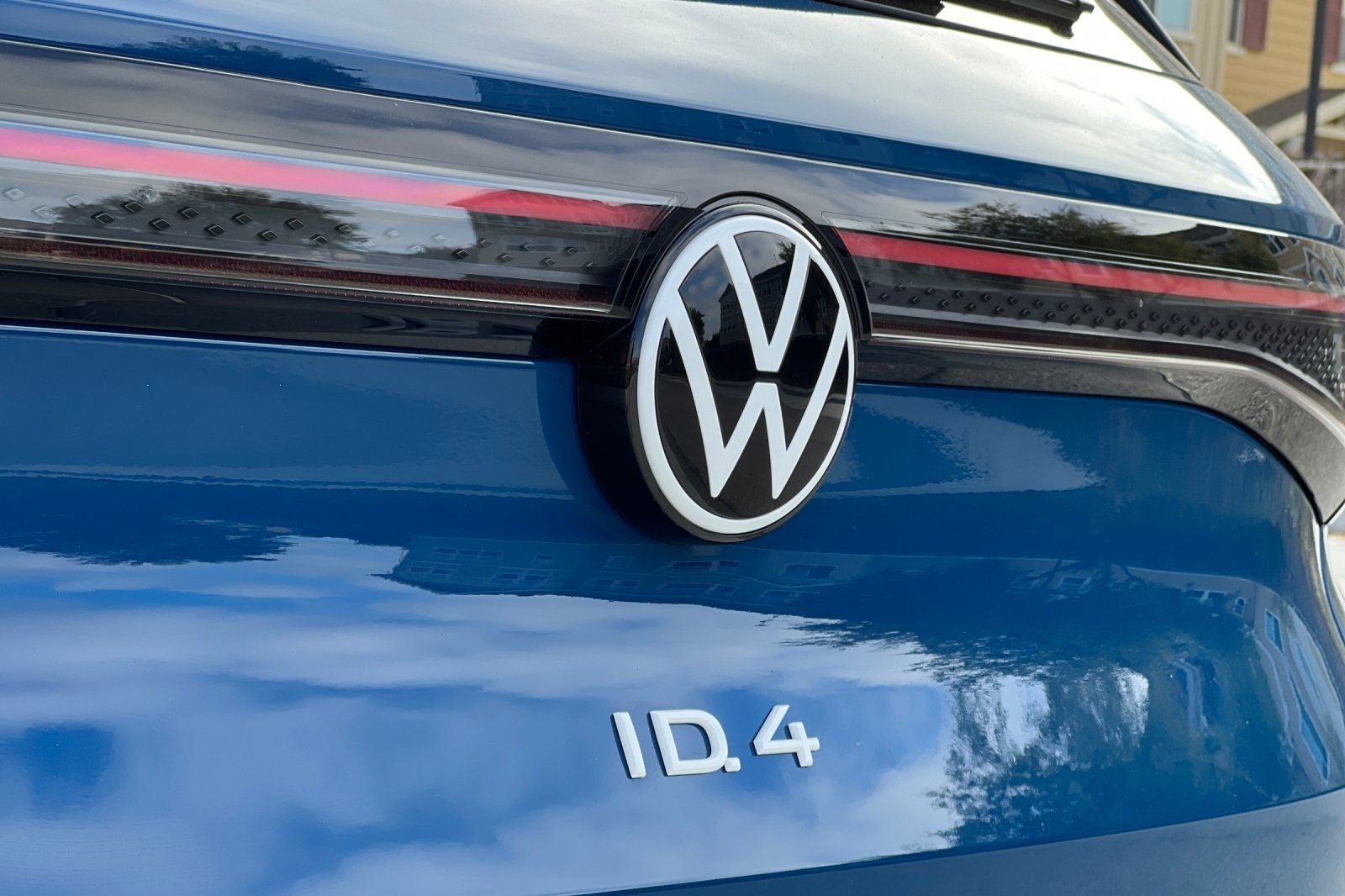 2025 Volkswagen ID.4 Pro