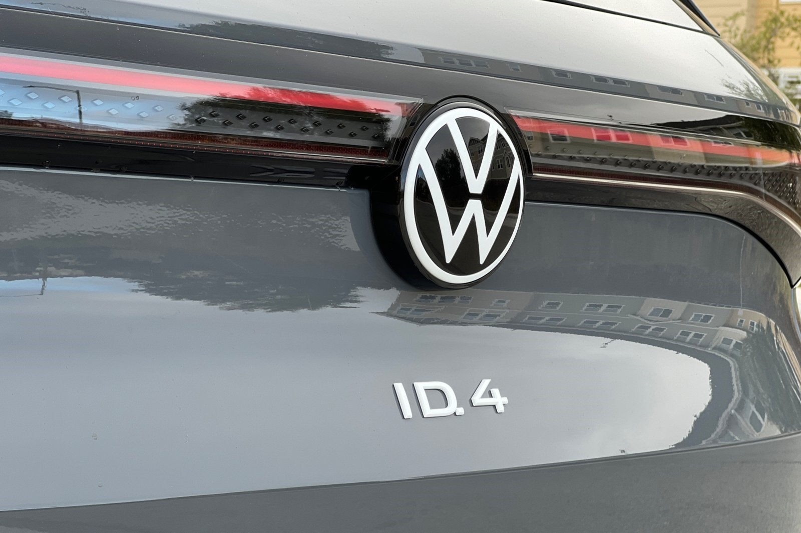 2025 Volkswagen ID.4 Pro
