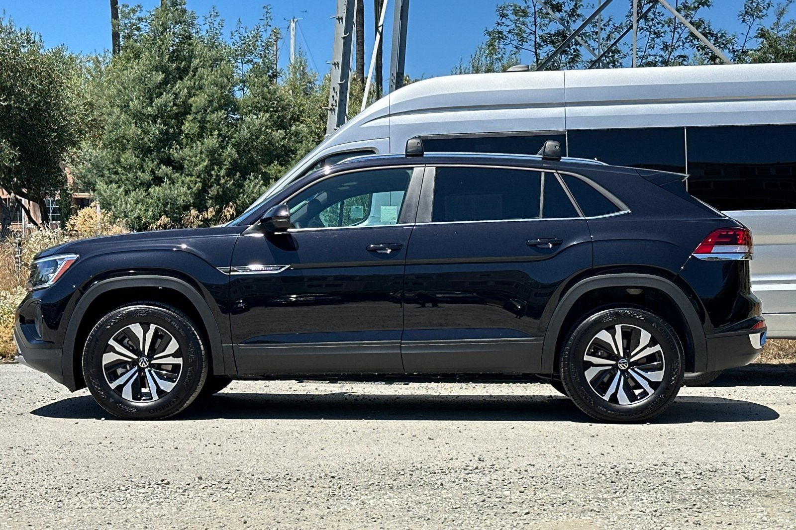 2026 Volkswagen Atlas Cross Sport 2.0T SE