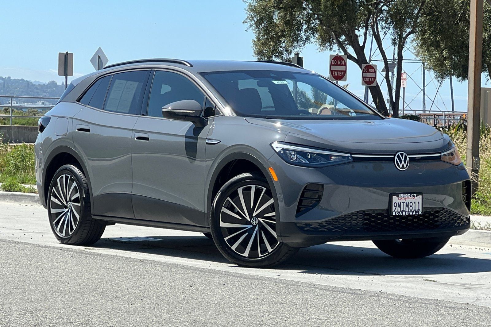 Used 2024 Volkswagen ID.4 PRO with VIN 1V2DSPE83RC000801 for sale in Redwood City, CA