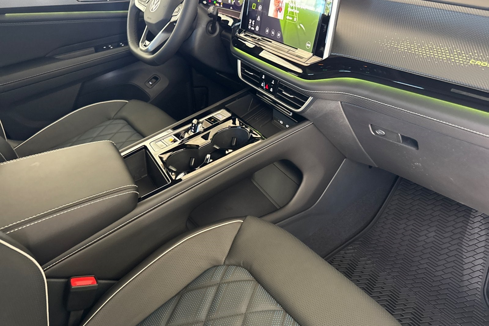 2026 Volkswagen Atlas Cross Sport 2.0T SEL Premium R-Line