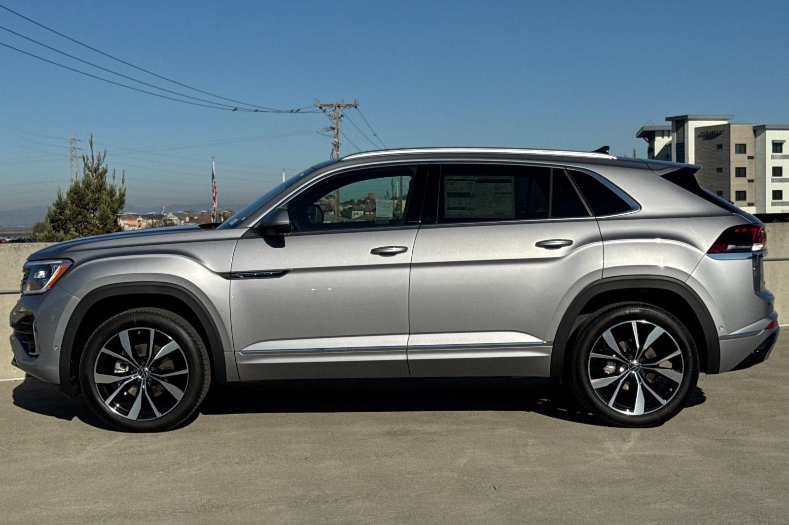 2026 Volkswagen Atlas Cross Sport 2.0T SEL Premium R-Line