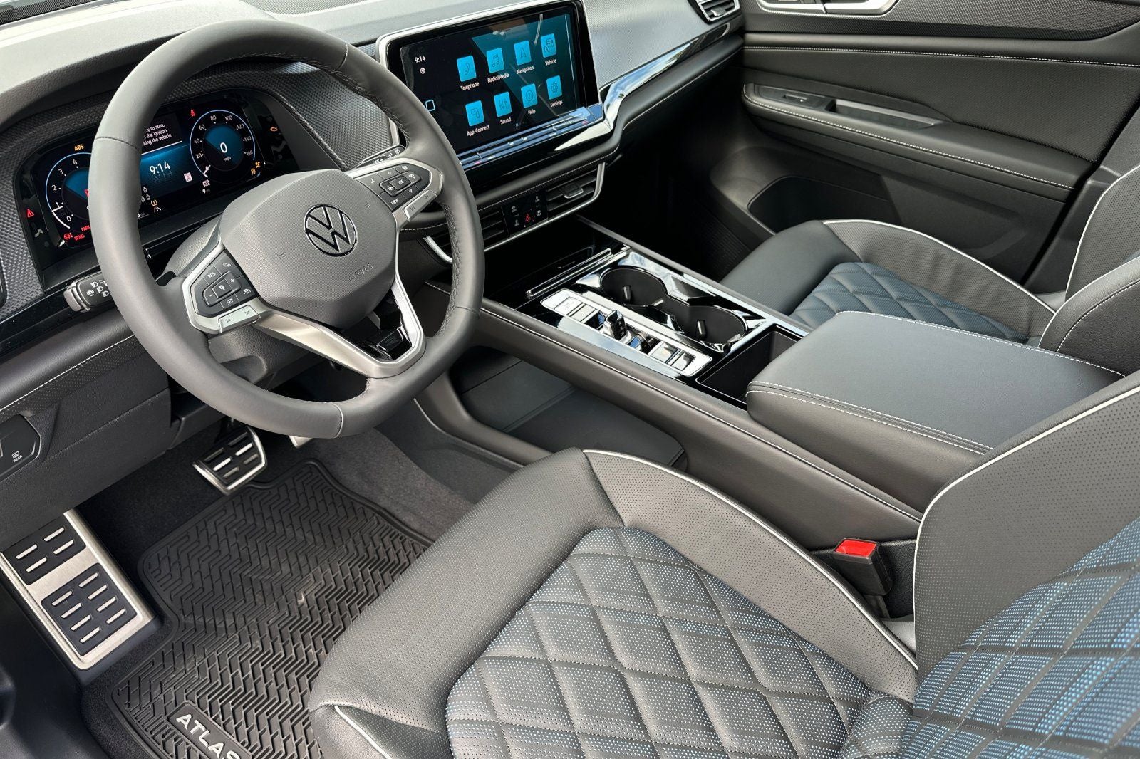 2026 Volkswagen Atlas Cross Sport 2.0T SEL Premium R-Line