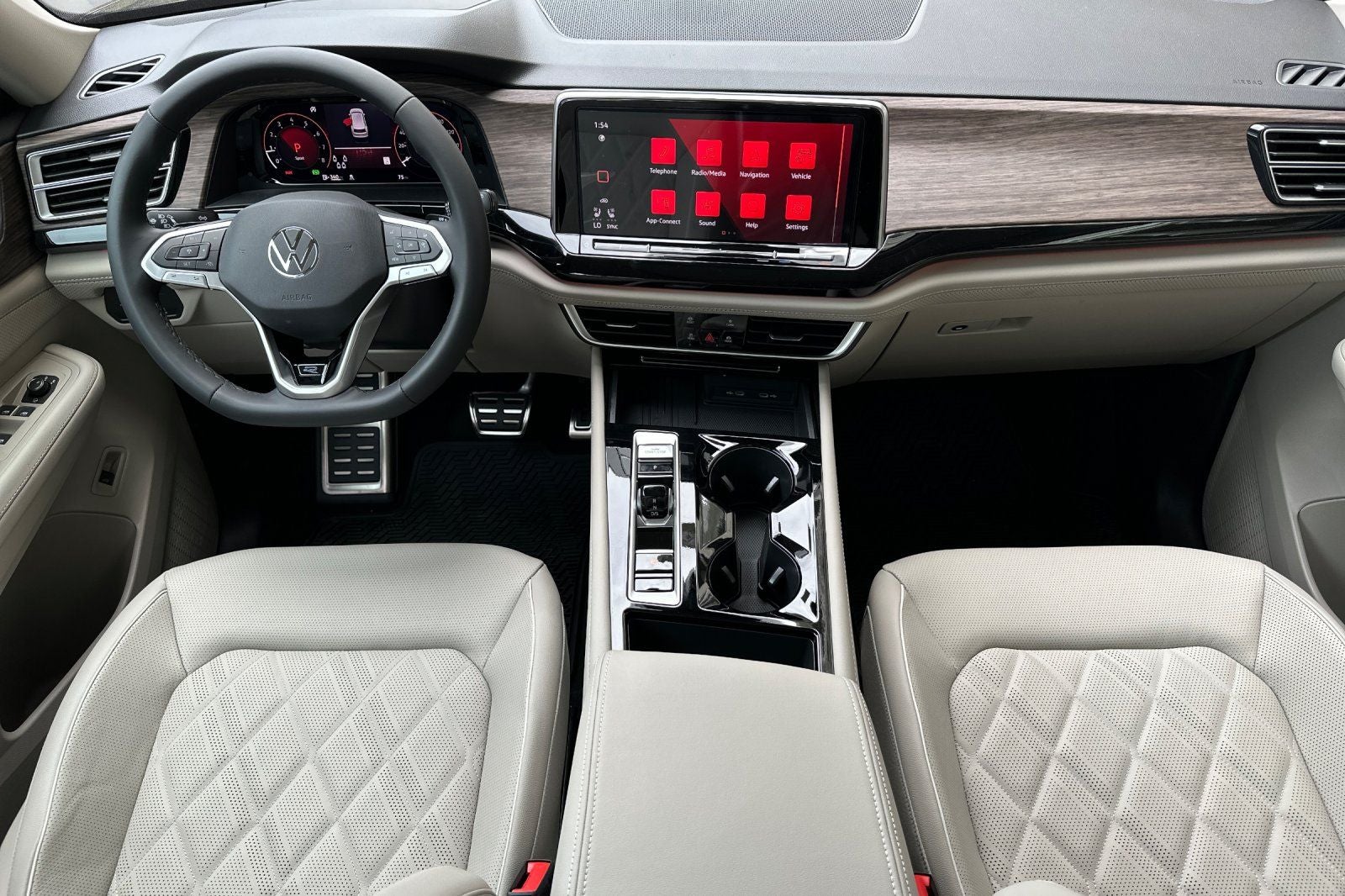 2026 Volkswagen Atlas 2.0T SEL Premium R-Line