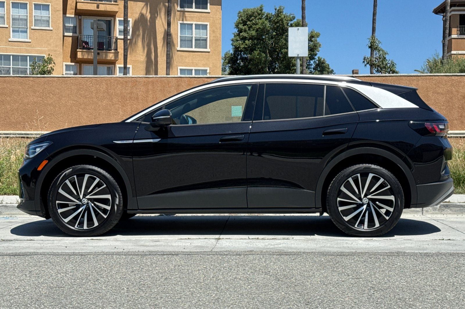 2023 Volkswagen ID.4 Pro S Plus