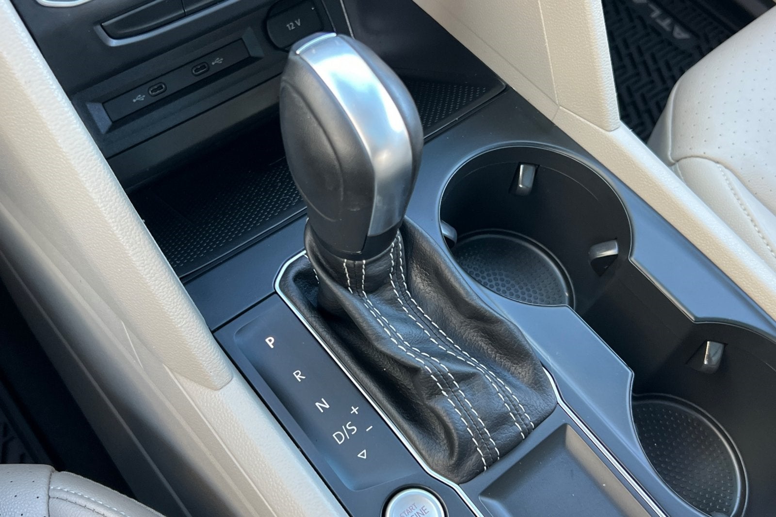 2021 Volkswagen Atlas 3.6L V6 SE w/Technology