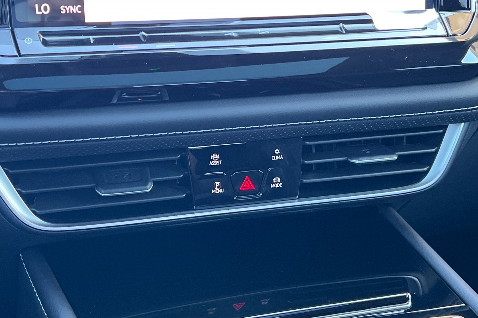 2026 Volkswagen Atlas 2.0T SE w/ Technology