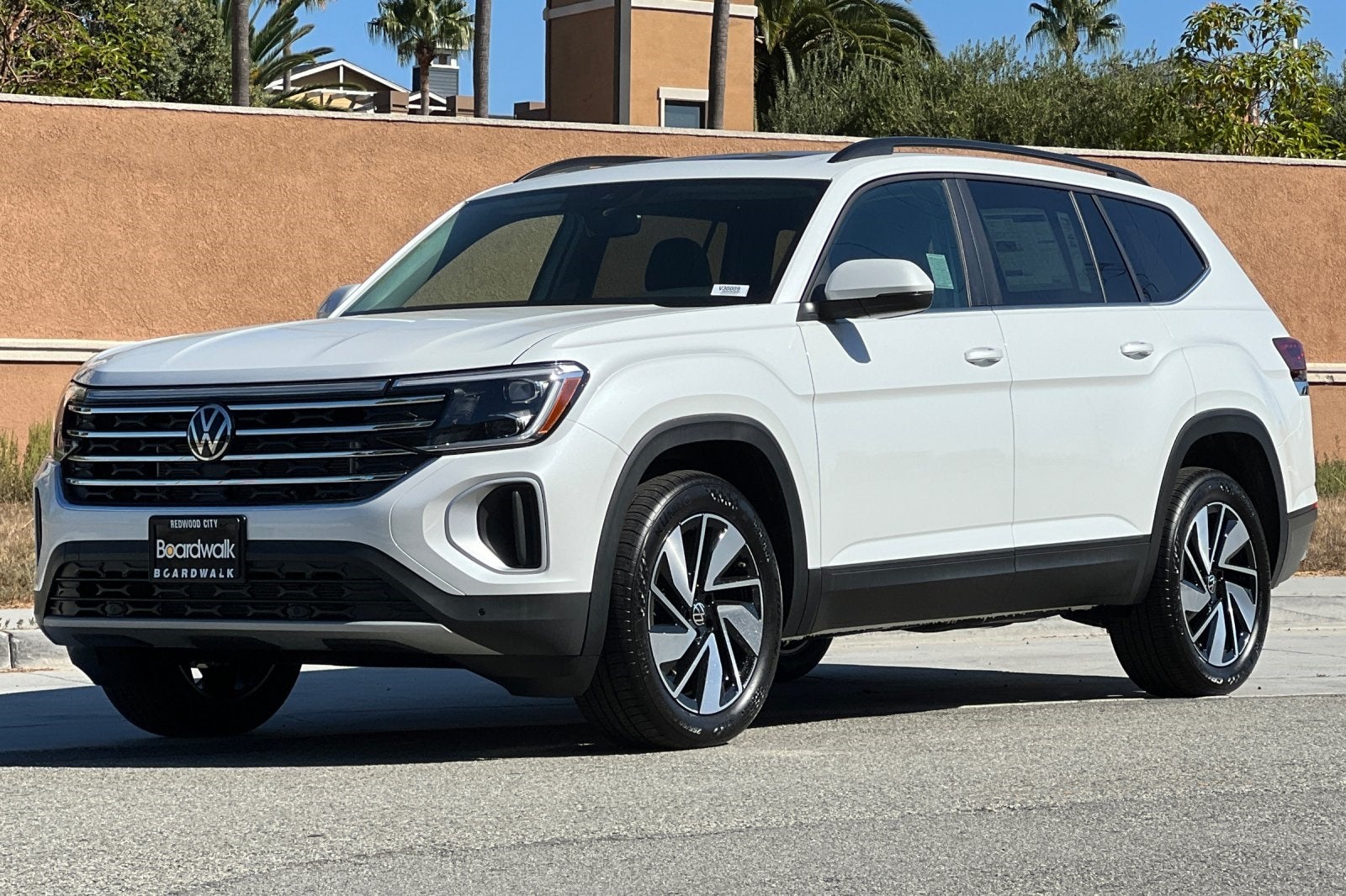 2026 Volkswagen Atlas 2.0T SE w/ Technology