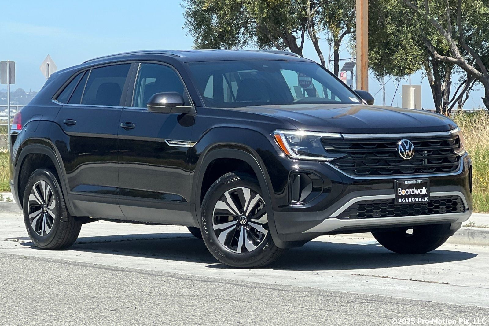 2026 Volkswagen Atlas Cross Sport 2.0T SE