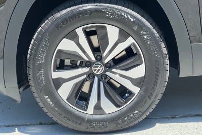 2026 Volkswagen Atlas Cross Sport 2.0T SE