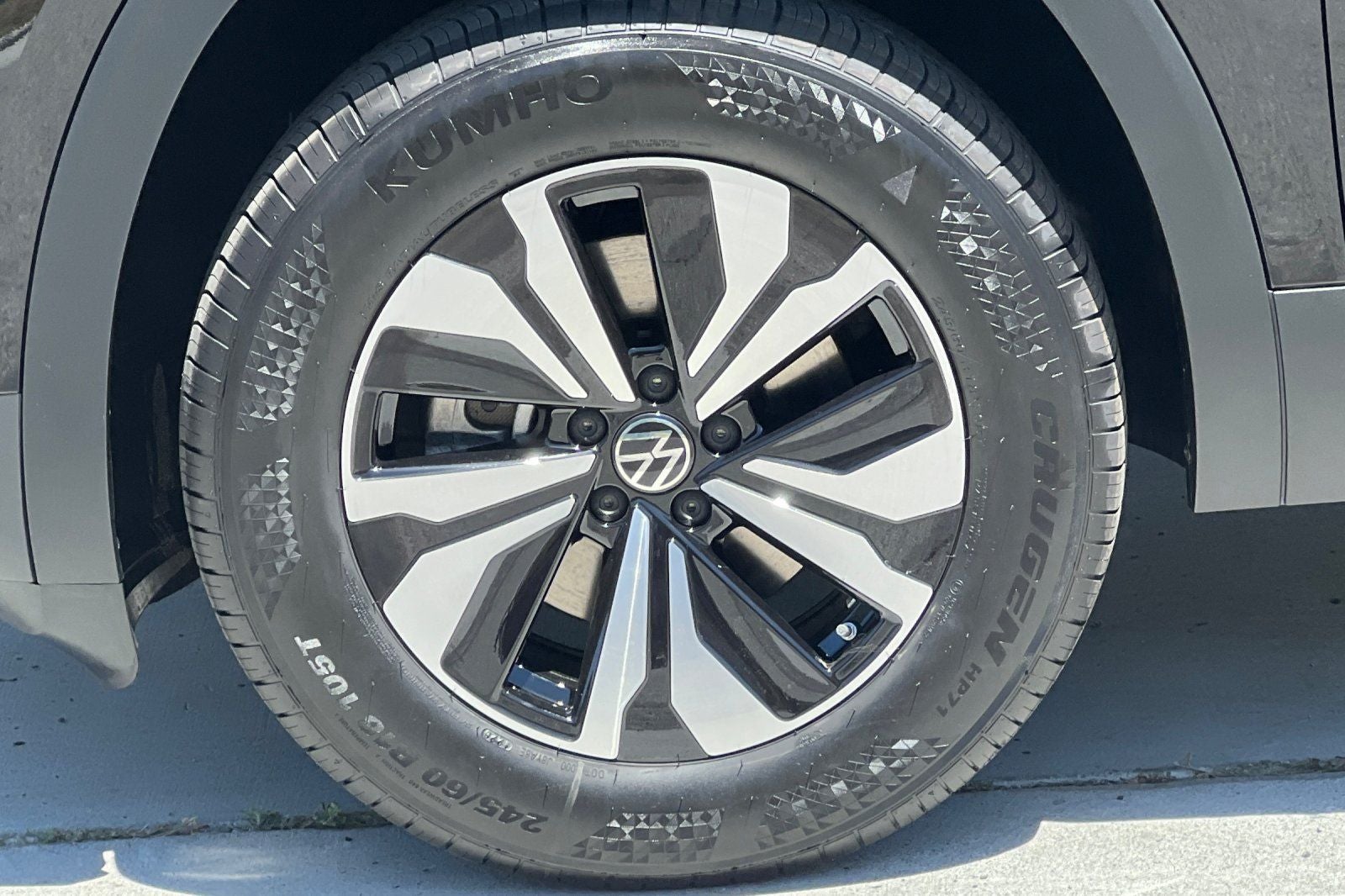 2026 Volkswagen Atlas Cross Sport 2.0T SE