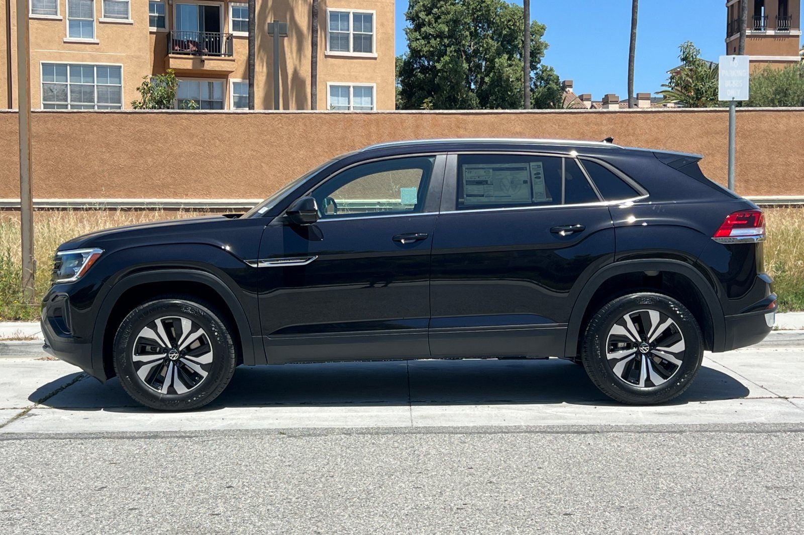 2026 Volkswagen Atlas Cross Sport 2.0T SE