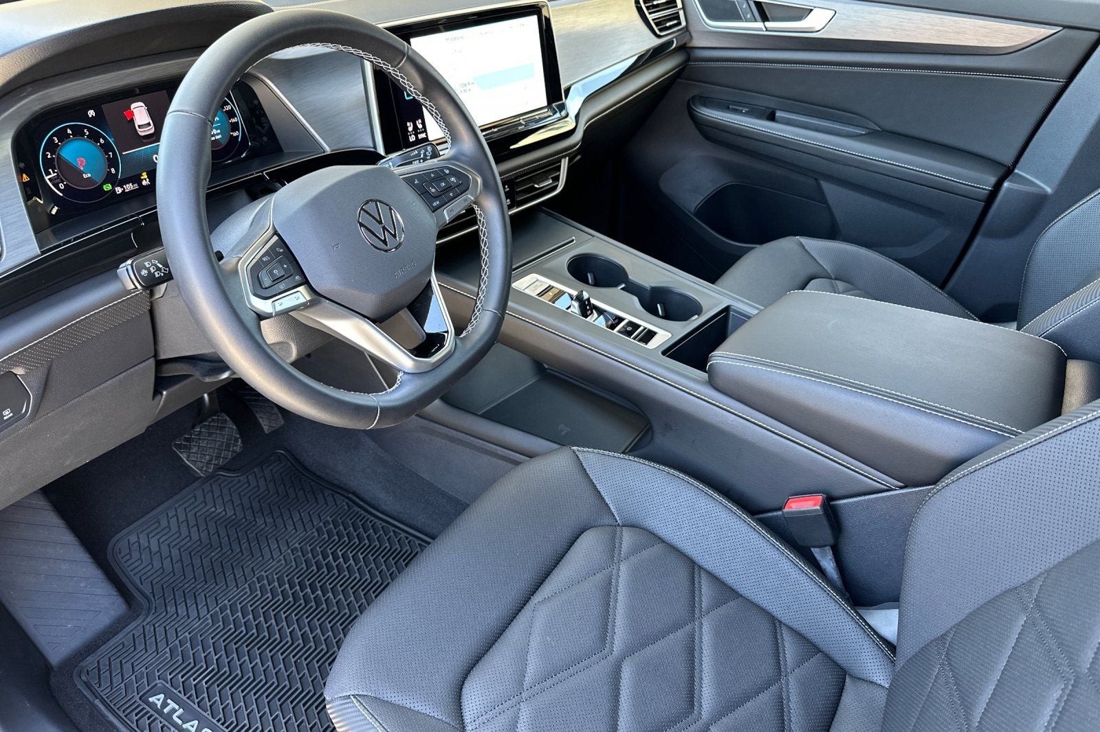 2026 Volkswagen Atlas Cross Sport 2.0T SE