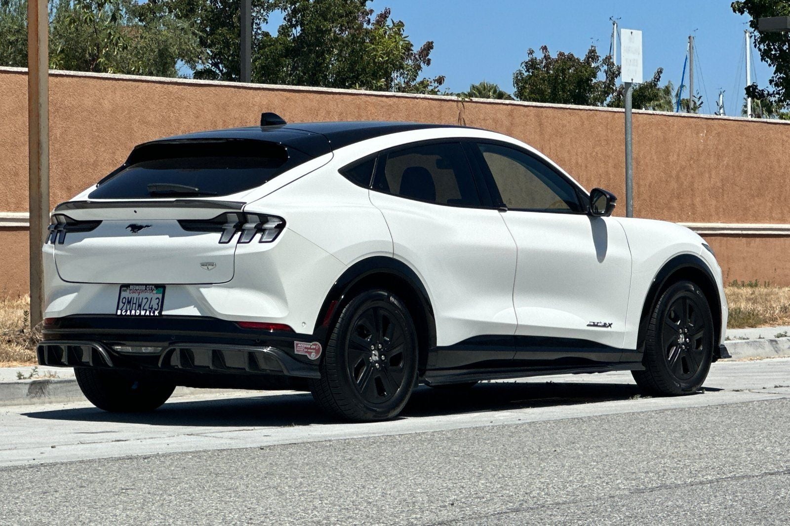 2023 Ford Mustang Mach-E California Route 1