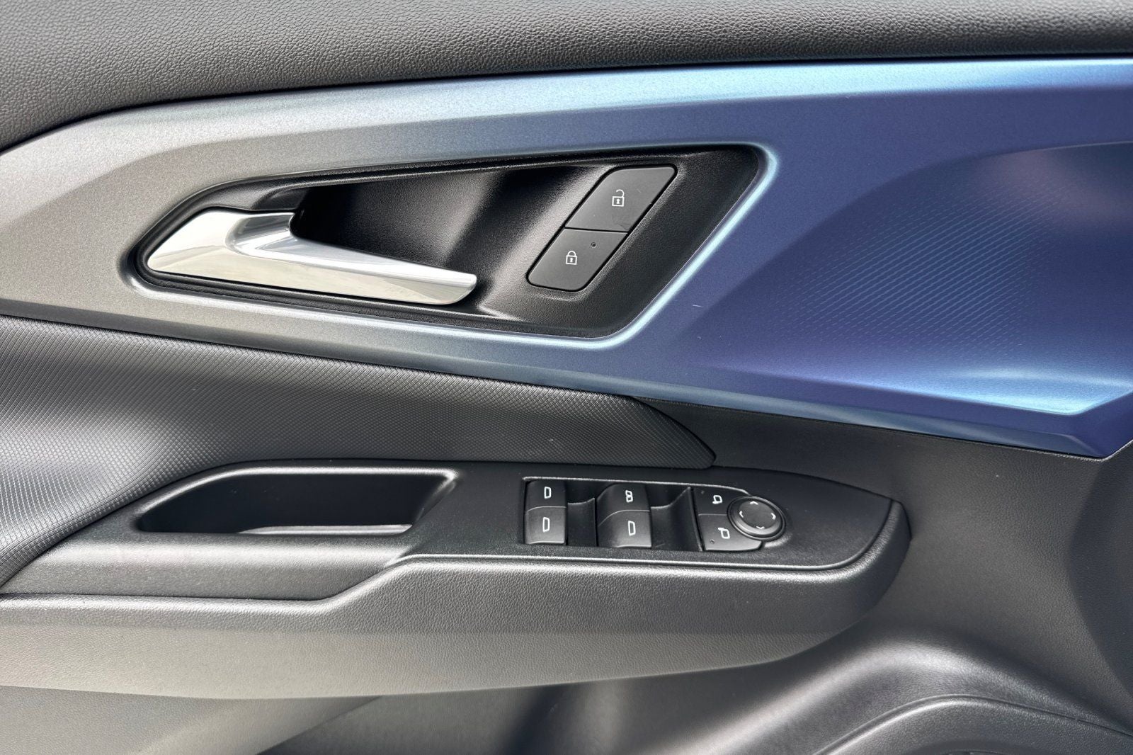 2024 Chevrolet Equinox EV LT