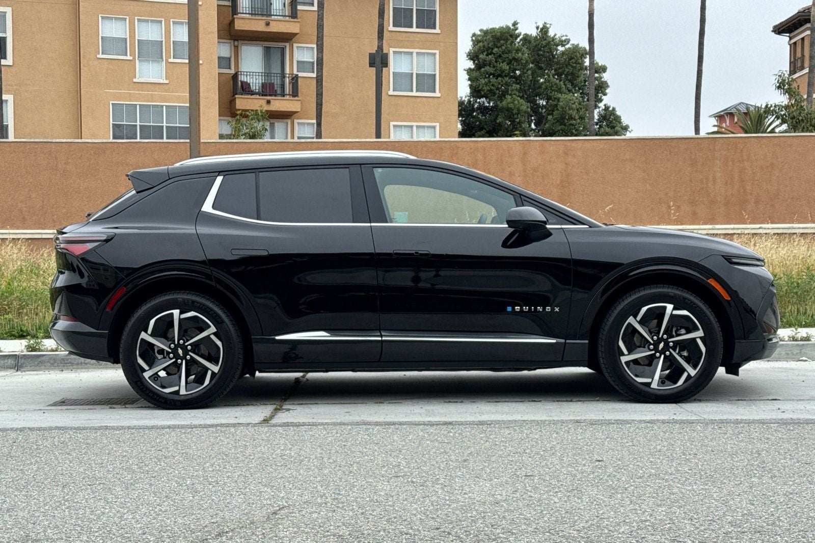 2024 Chevrolet Equinox EV LT