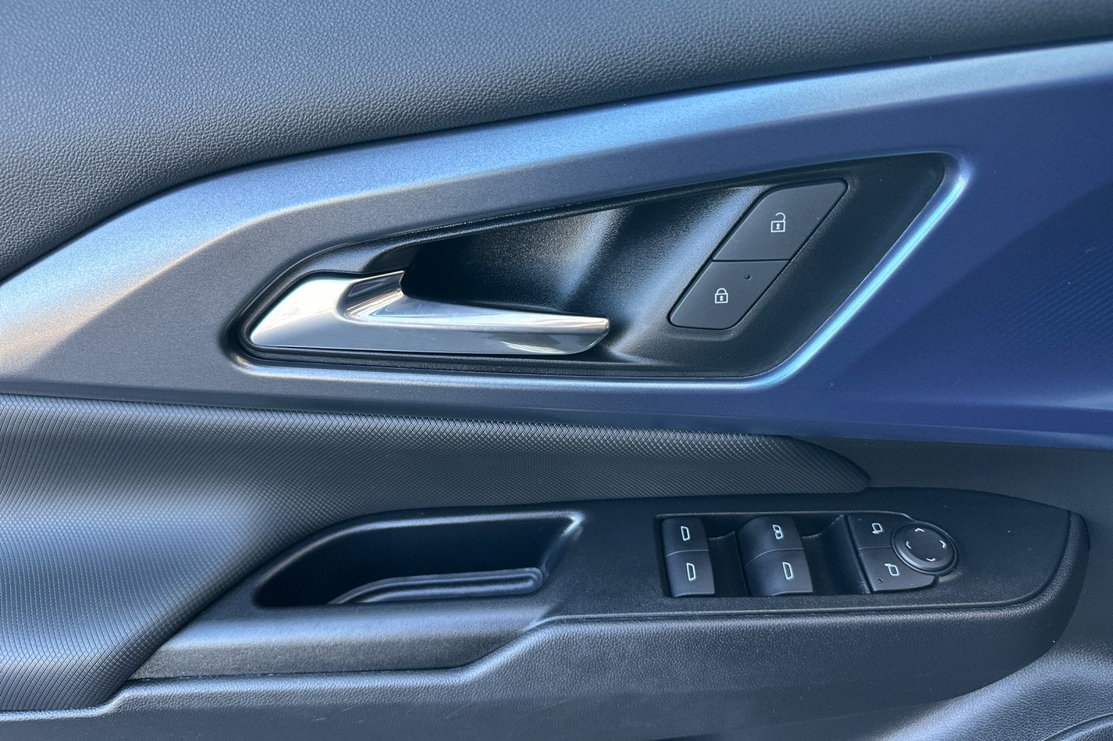 2024 Chevrolet Equinox EV LT