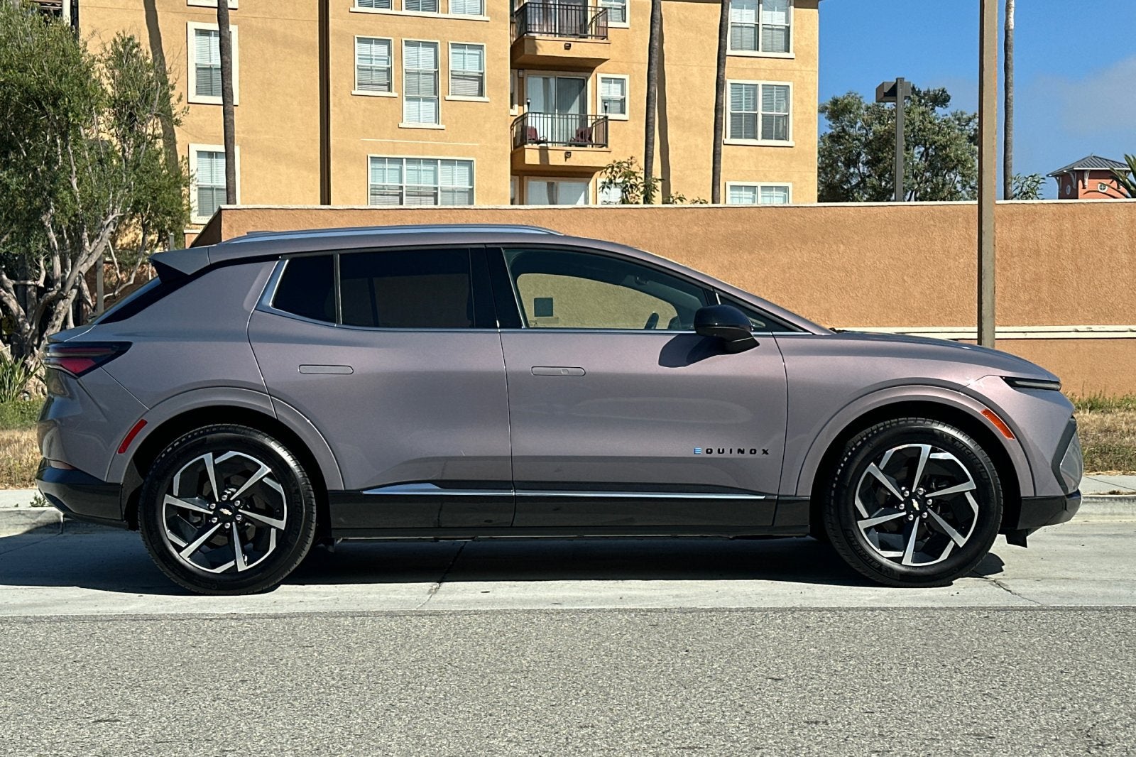 2024 Chevrolet Equinox EV LT