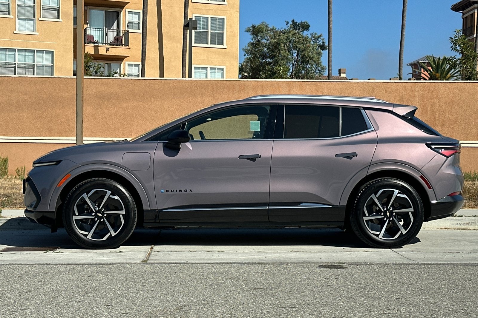 2024 Chevrolet Equinox EV LT