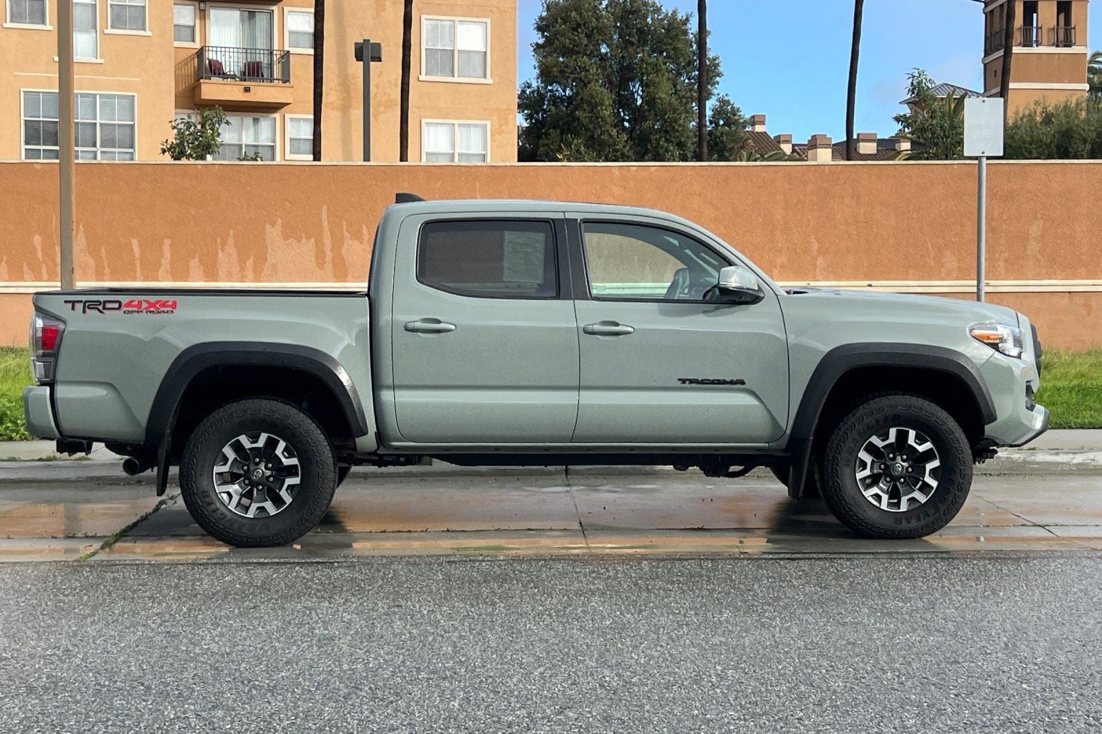 2023 Toyota Tacoma TRD Off-Road V6