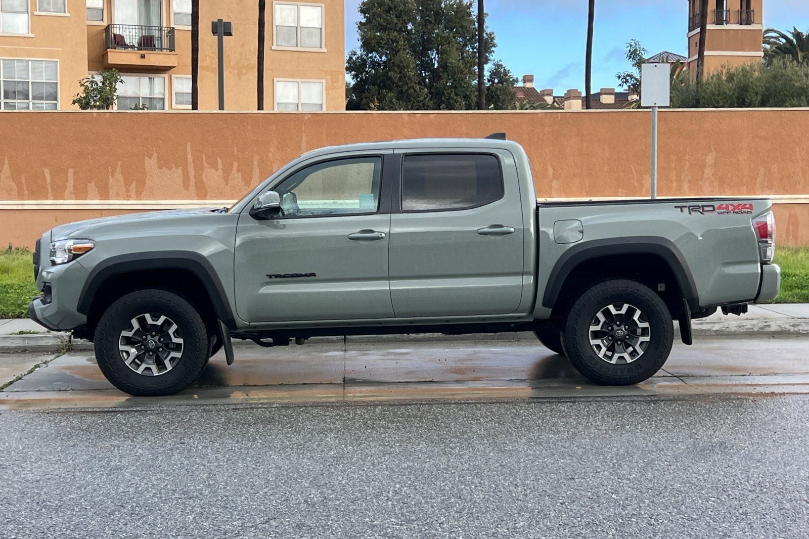 2023 Toyota Tacoma TRD Off-Road V6