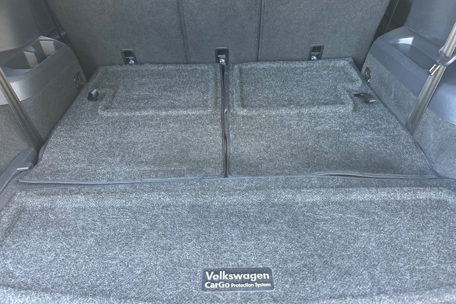 2021 Volkswagen Tiguan 2.0T SE R-Line Black