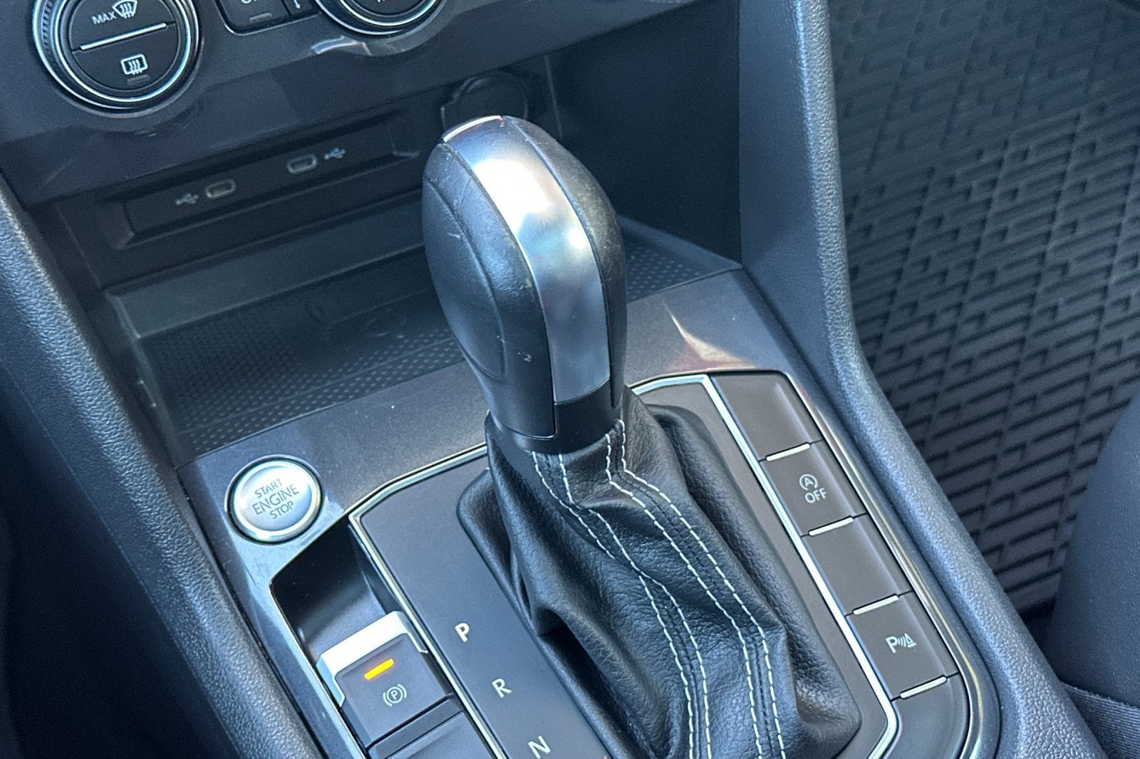 2021 Volkswagen Tiguan 2.0T SE R-Line Black