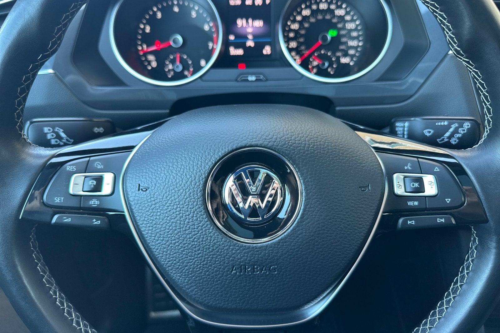 2021 Volkswagen Tiguan 2.0T SE R-Line Black