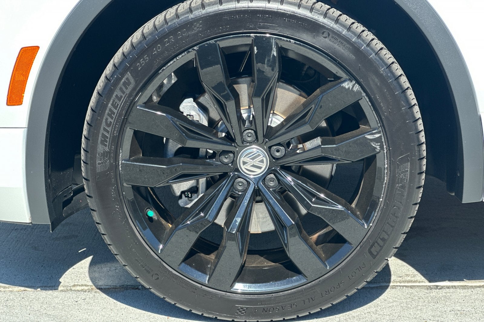 2021 Volkswagen Tiguan 2.0T SE R-Line Black