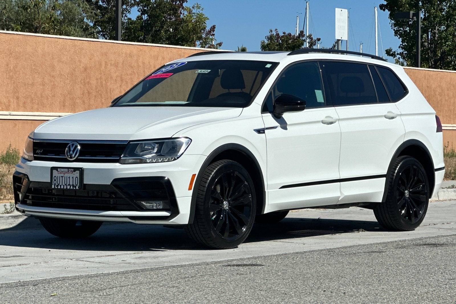 2021 Volkswagen Tiguan 2.0T SE R-Line Black