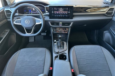 2026 Volkswagen Taos 1.5T SE Black