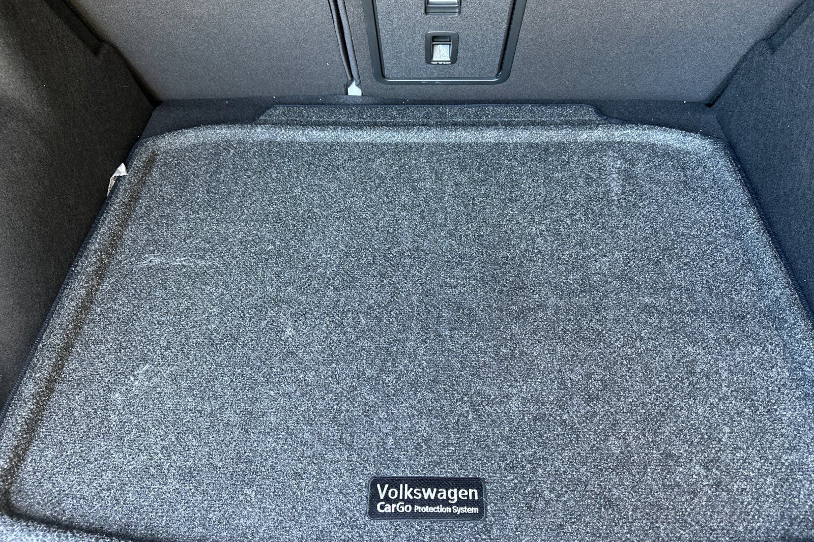 2026 Volkswagen Taos 1.5T SE Black