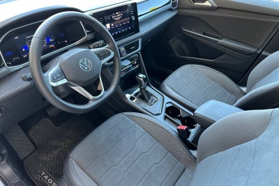 2026 Volkswagen Taos 1.5T SE Black