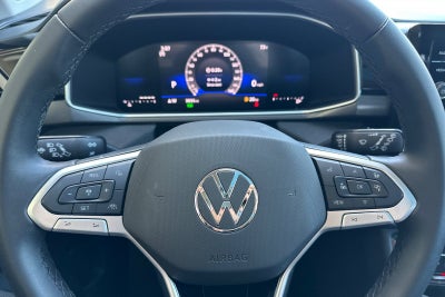 2026 Volkswagen Taos 1.5T SE Black
