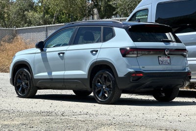 2026 Volkswagen Taos 1.5T SE Black