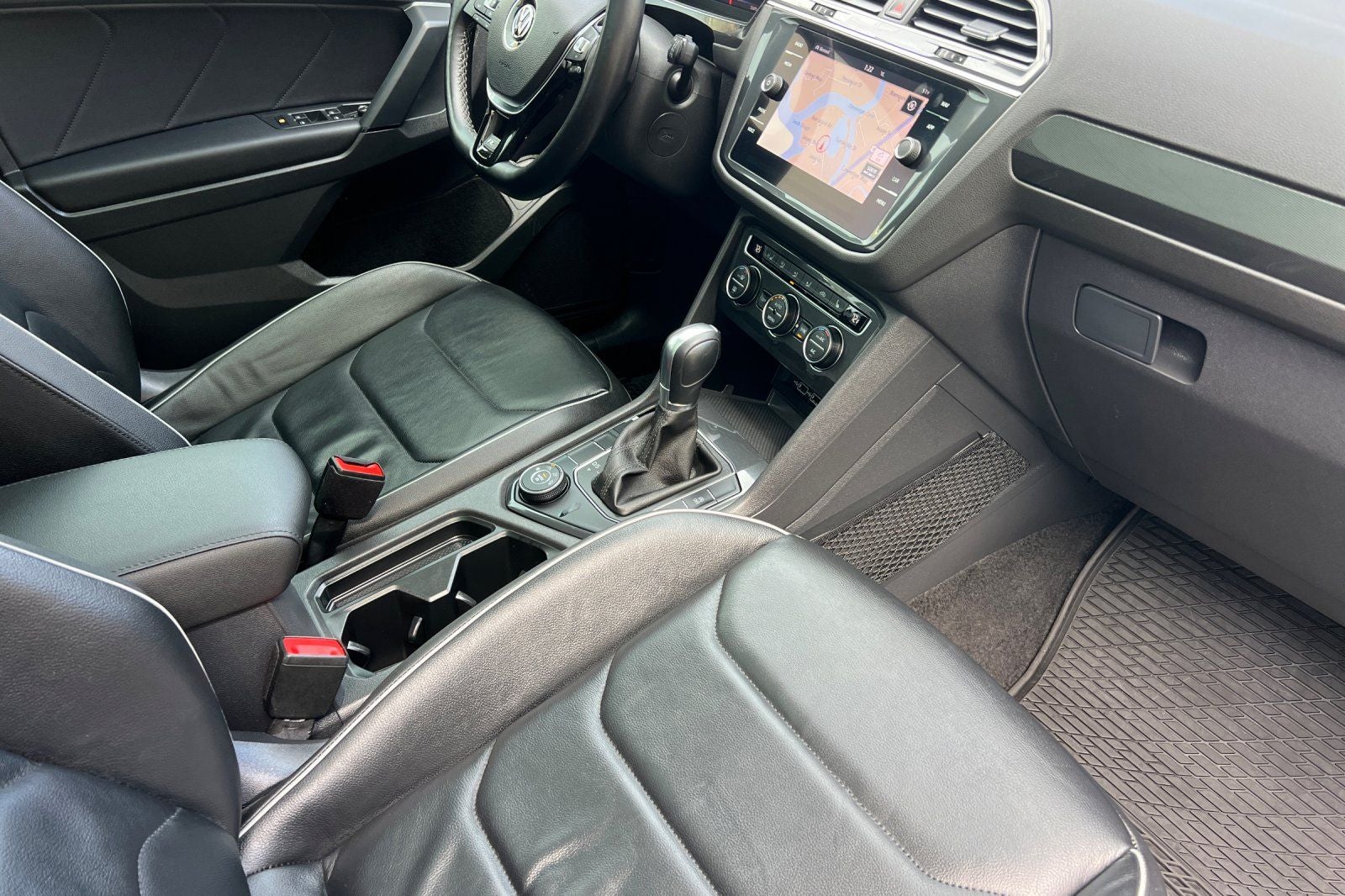 2019 Volkswagen Tiguan 2.0T SEL Premium R-Line 4Motion