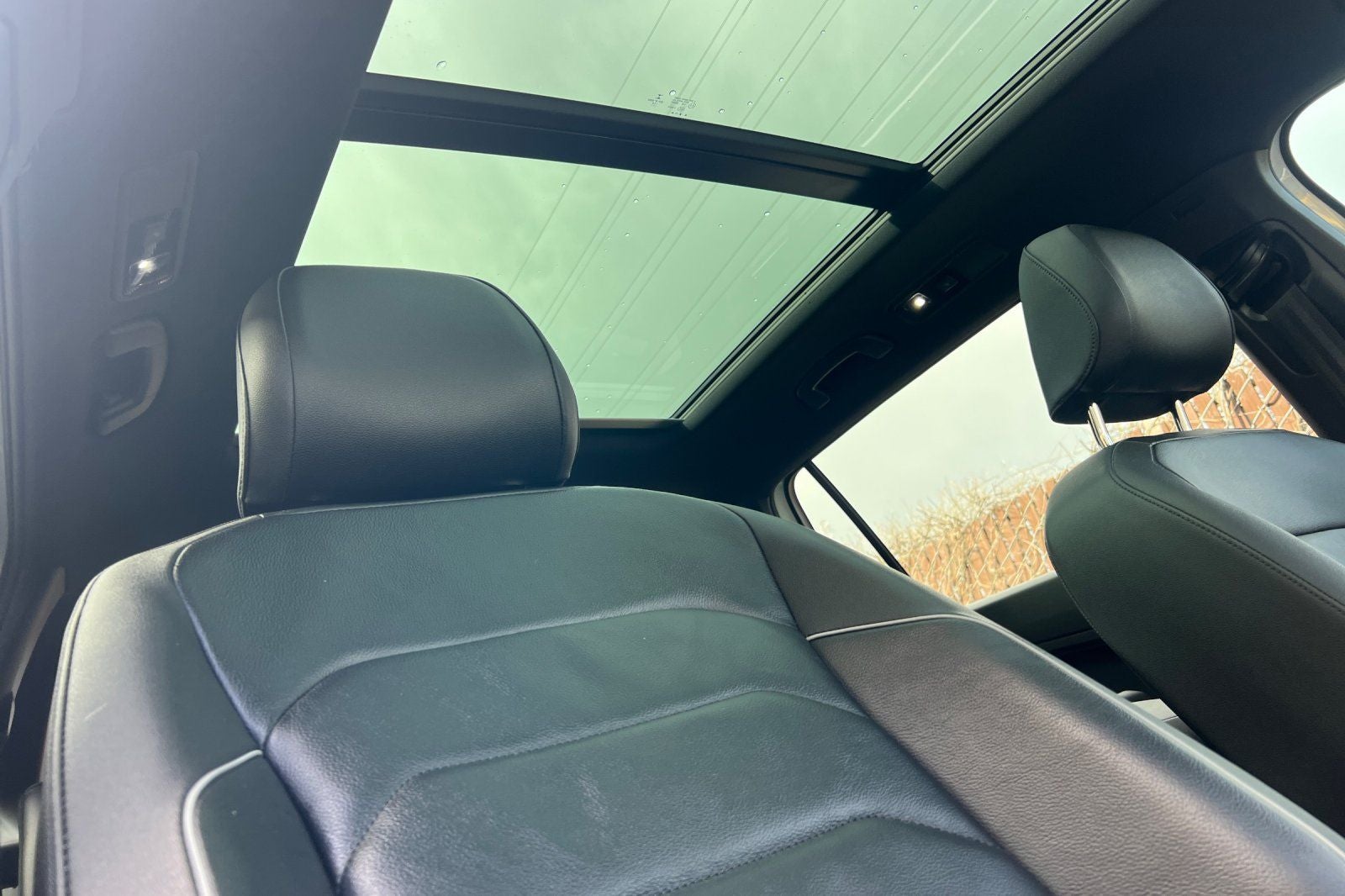 2019 Volkswagen Tiguan 2.0T SEL Premium R-Line 4Motion