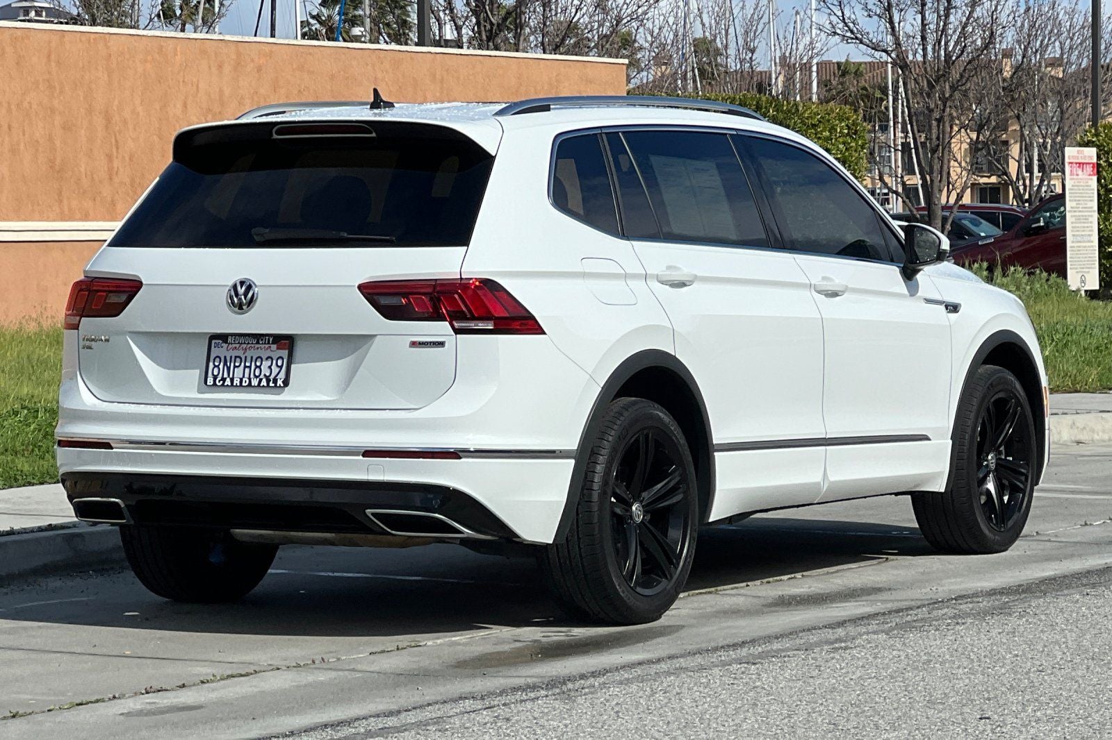 2019 Volkswagen Tiguan 2.0T SEL Premium R-Line 4Motion