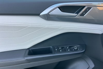 2026 Volkswagen Taos 1.5T SEL