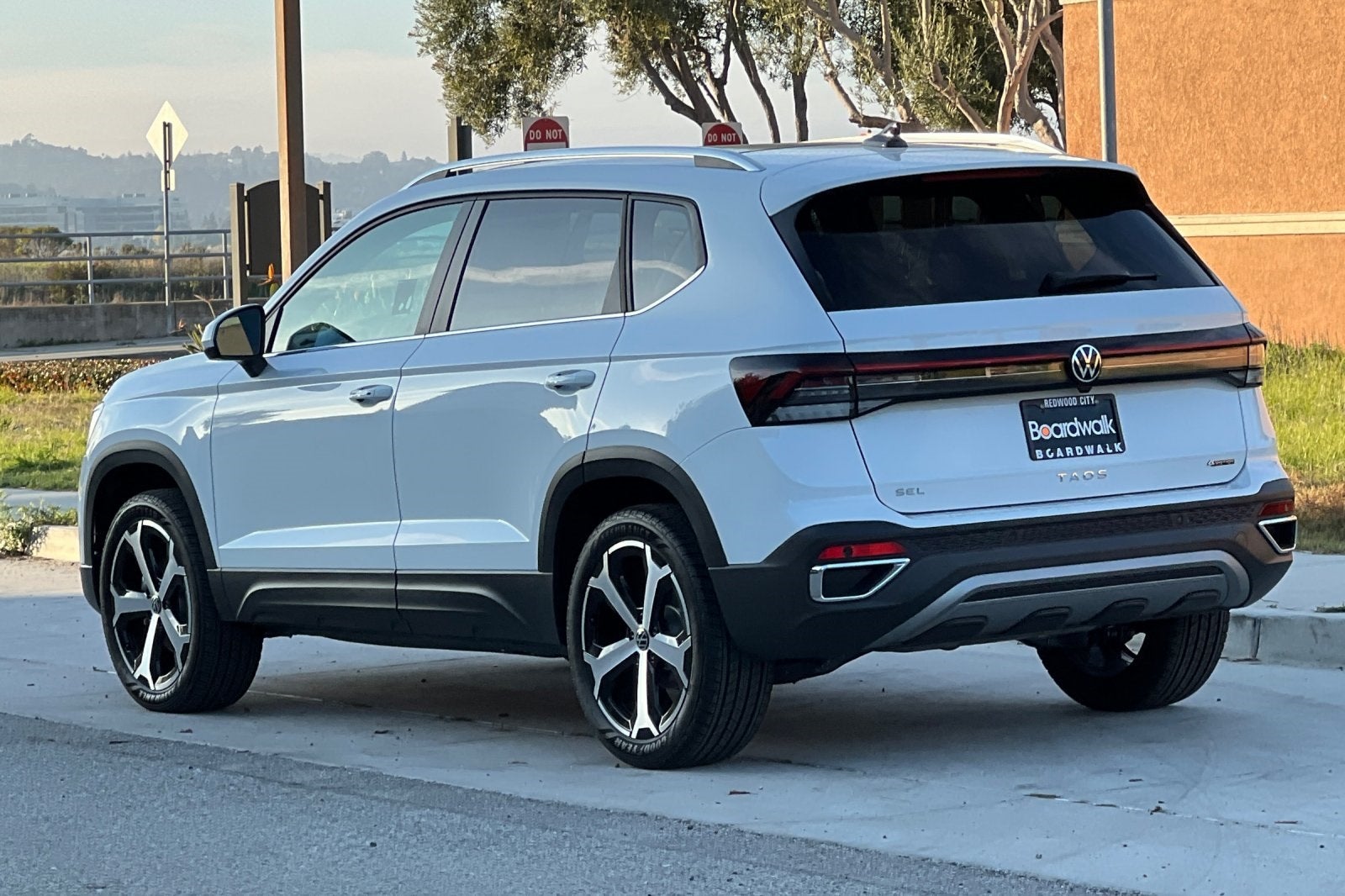 2026 Volkswagen Taos 1.5T SEL