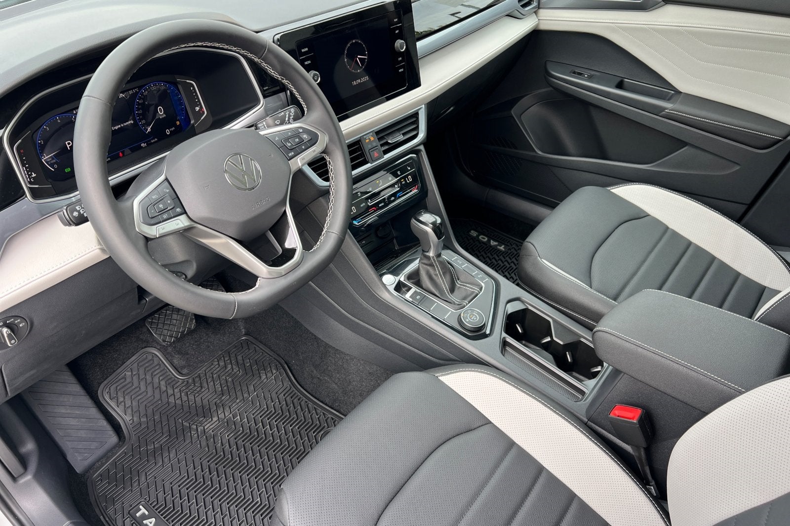 2025 Volkswagen Taos 1.5T SEL