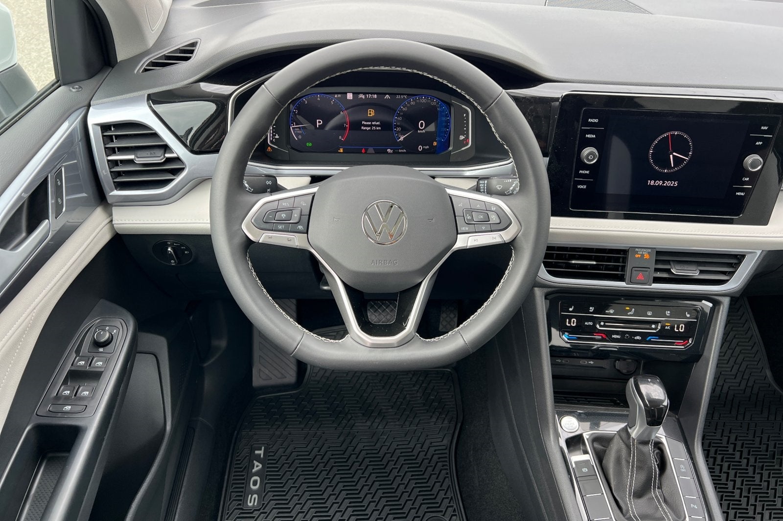 2025 Volkswagen Taos 1.5T SEL